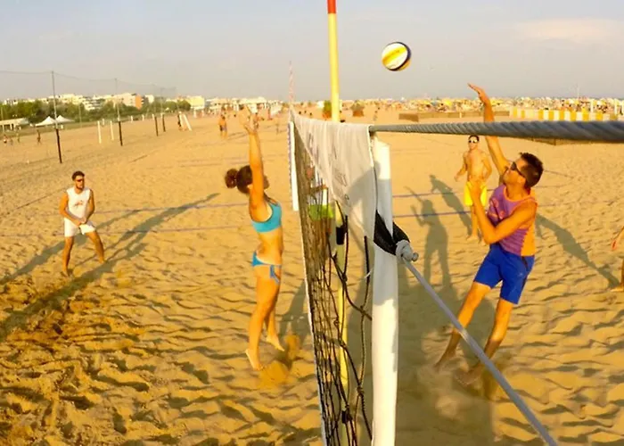 Sunny Terrace And Modern Comforts By The Pool Apartment *